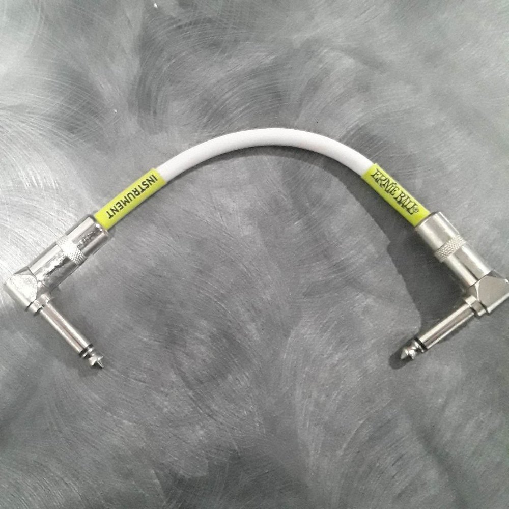 ERNIE BALL PATCH CABLE CORD - GUITAR PARTS - PEDAL BOARD - WHITE 6" ANGLE - USE
